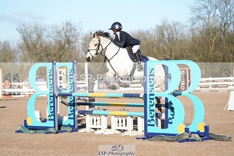 251130-115524-01112 - Cls 6 Blue Chip Pony Newcomers & 1m Open