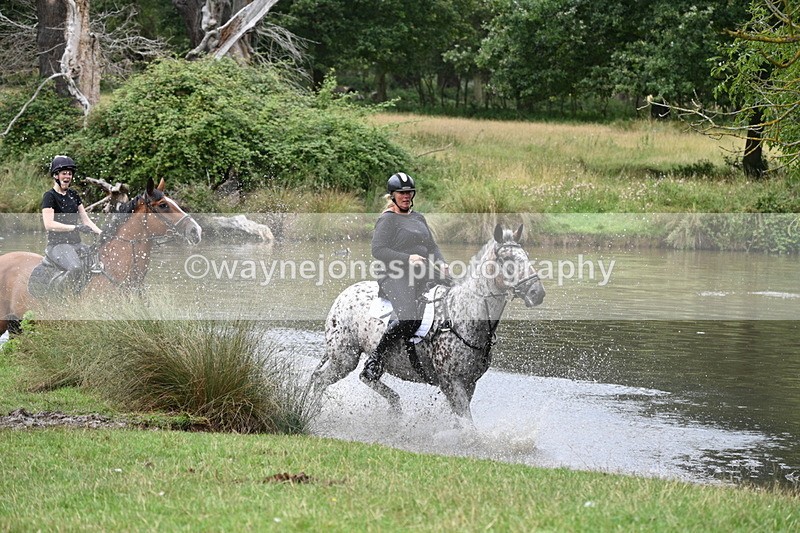 WJ7_2792 - Time at Water 11:37 to 12:13