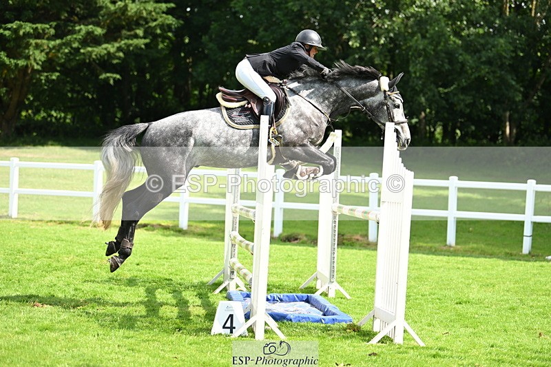 250614A-100153-05091 - Cls 18 Newcomers and 1.10m Open