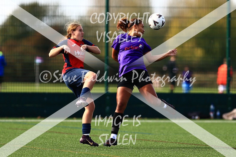 1DX30624 - 2025-10-05 FC Abbey Meads Ladies V Purton  Kingsdown FC Ladies