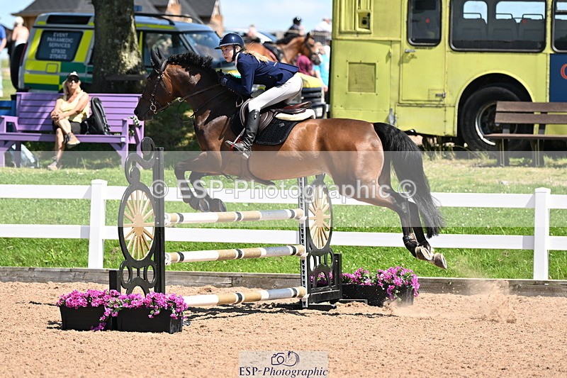 240728A-141227-09407 - Cls 36 1.05m Amateur Qualifier