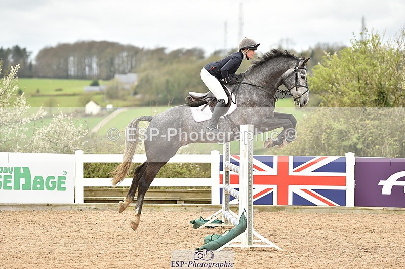 240403A-140726-00712 - Cls 4 Newcomers and 1.10m Open