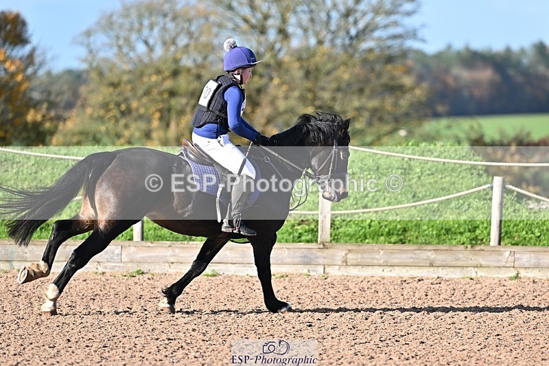 251102-100353-00152 - 70cm