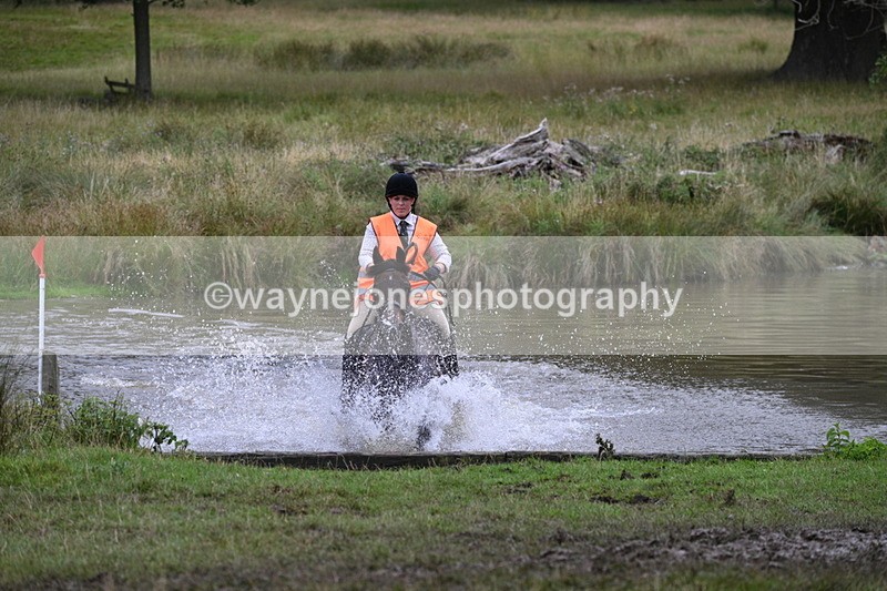 WJ7_5815 - Time at Water 14:54 to 15:14