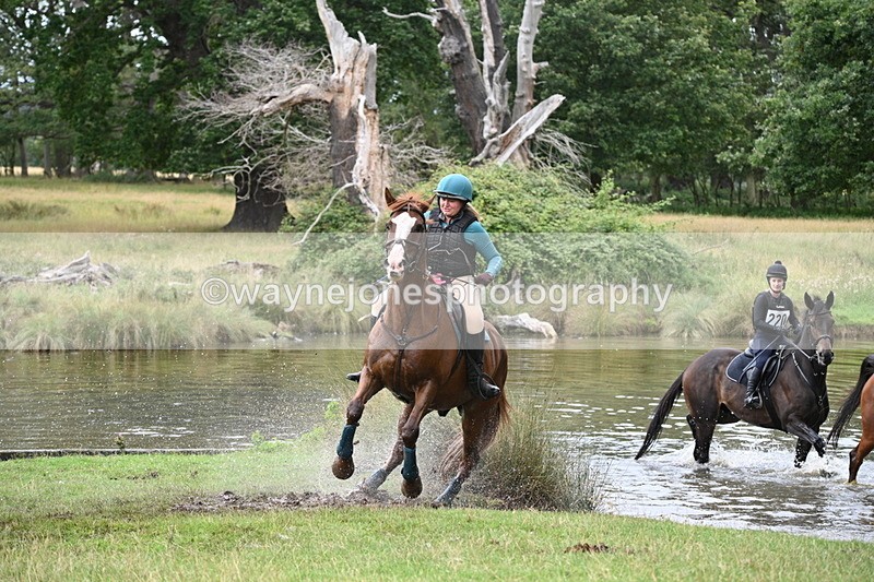 WJ7_3482 - Time at Water 12:15 to 12:50