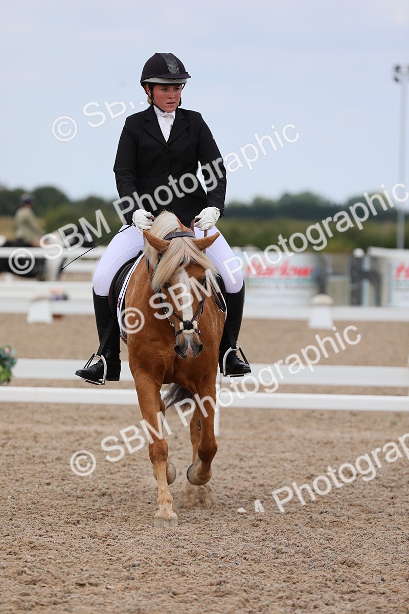 SBM_05743 - Class 32 Novice 1