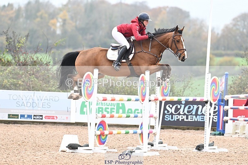 251105-143602-00920 - Cls 06 Fox & 1.20m