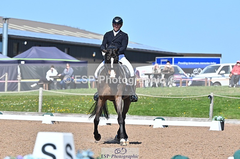 250406-124205-12461 - 032-Darren Hicks-Sir Robinson
