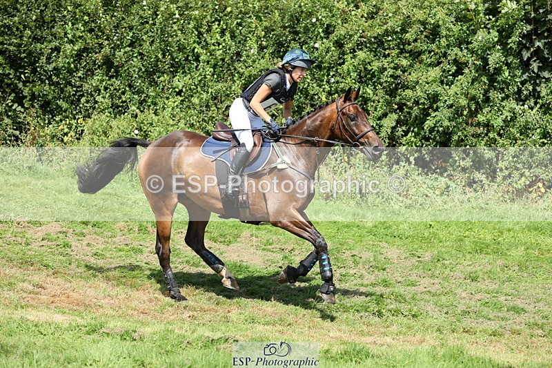 240811A-120418-02497 - 067-