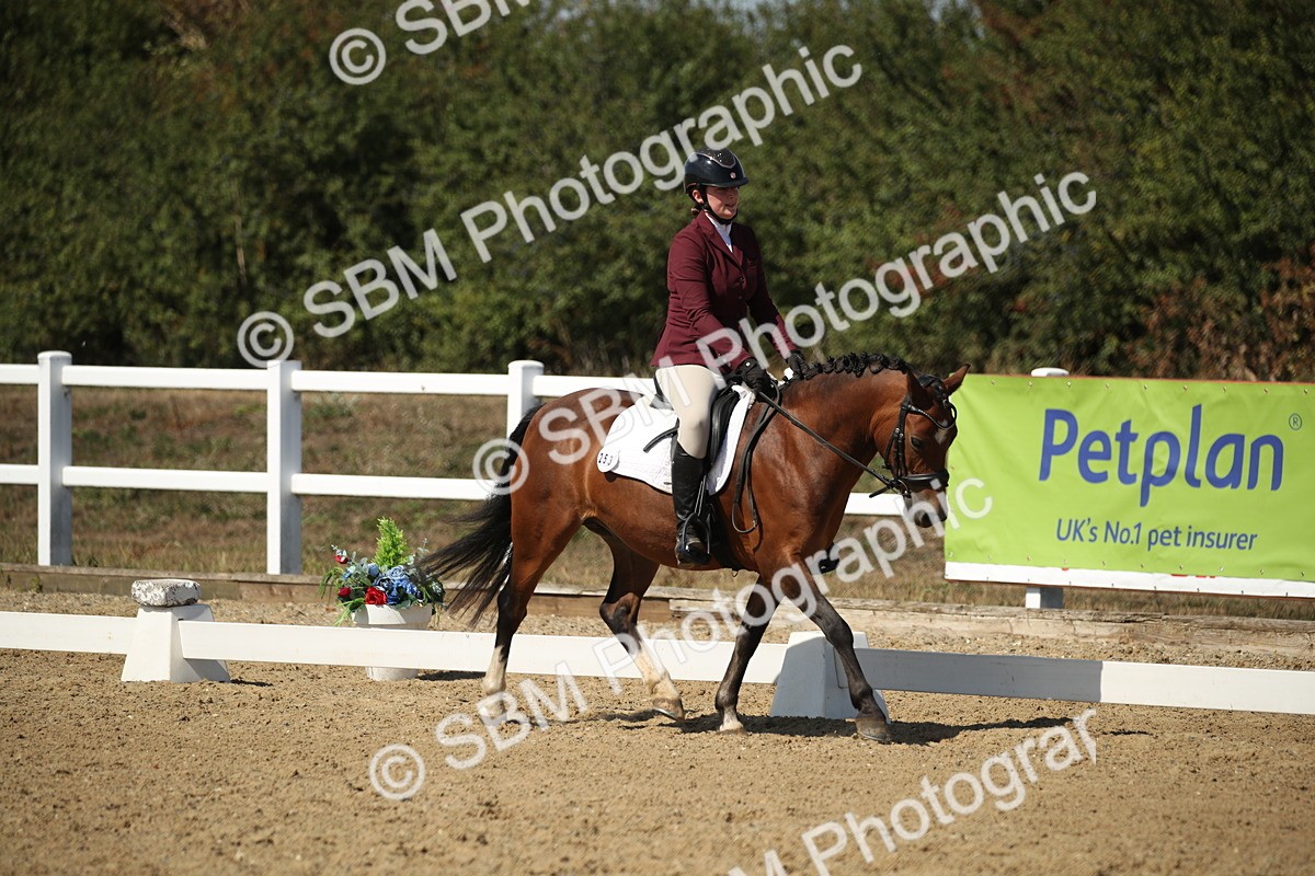 SBM_005823 - Class 11 - Novice 5 - 13.19-14.22