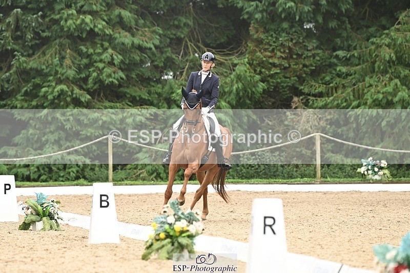 240811-114444-05586 - 253-Pauline.Jaggs-Emilio.Onneke