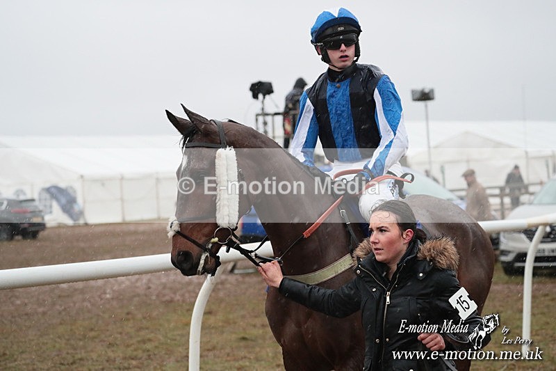 PtP 260125 1051 - Cocklebarrow Point-to-Point racing with the Heythrop Hunt 26/01/25