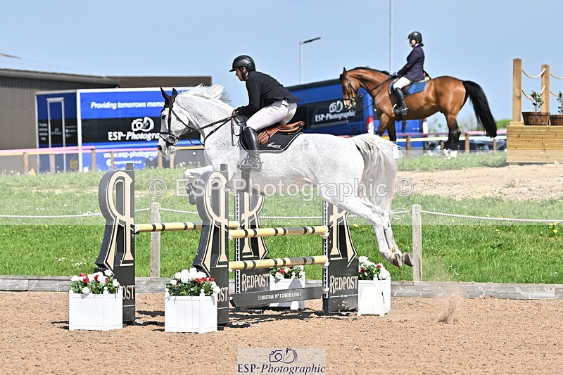 240509A-112125-01131 - Cls 9 Snr 1.20m Open