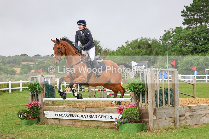 3E7A1101 - Class 4: 70cm Senior