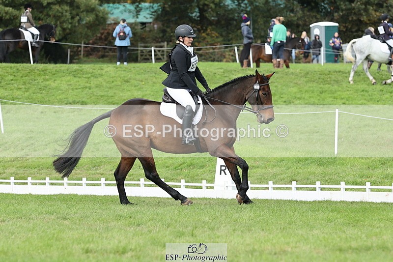 251024A-135624-12695 - H-655-Sarah.Sharp