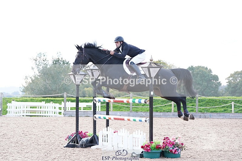 241004A-164606-02858 - Fri 05 Nat 1.30m & 1.40m Open
