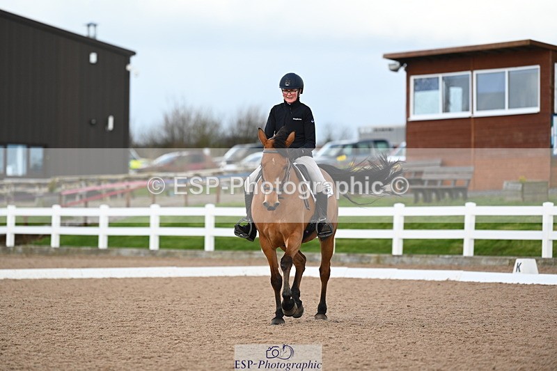 240323A-152115-02456 - UnA Novice 28