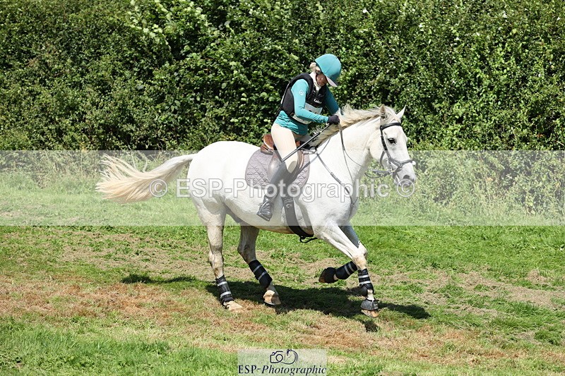 240811A-121121-02512 - 064-