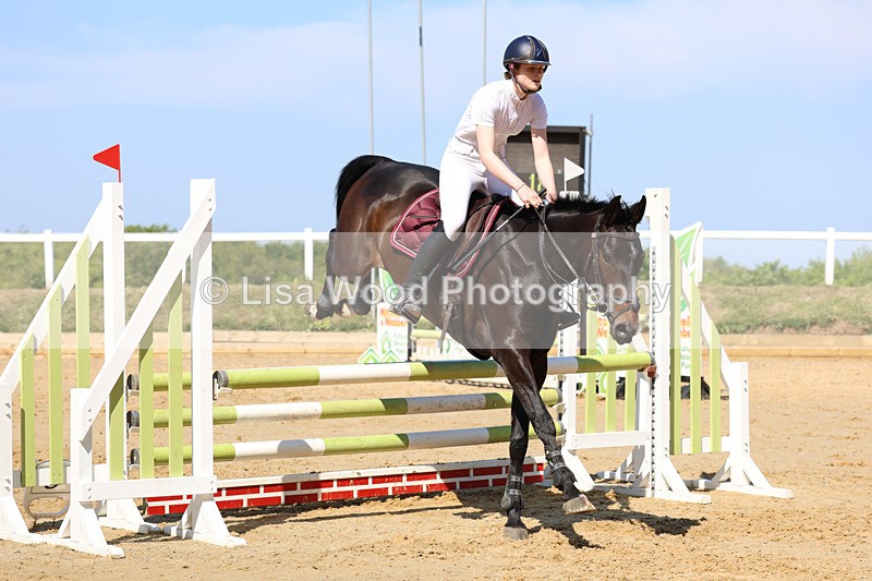 3E7A5481 - Class 4: Senior BN/90cm open