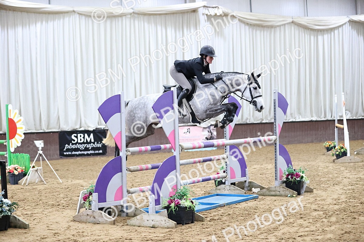 SBM_006377 - Class 16 - Senior Newcomers - 1.10m Open