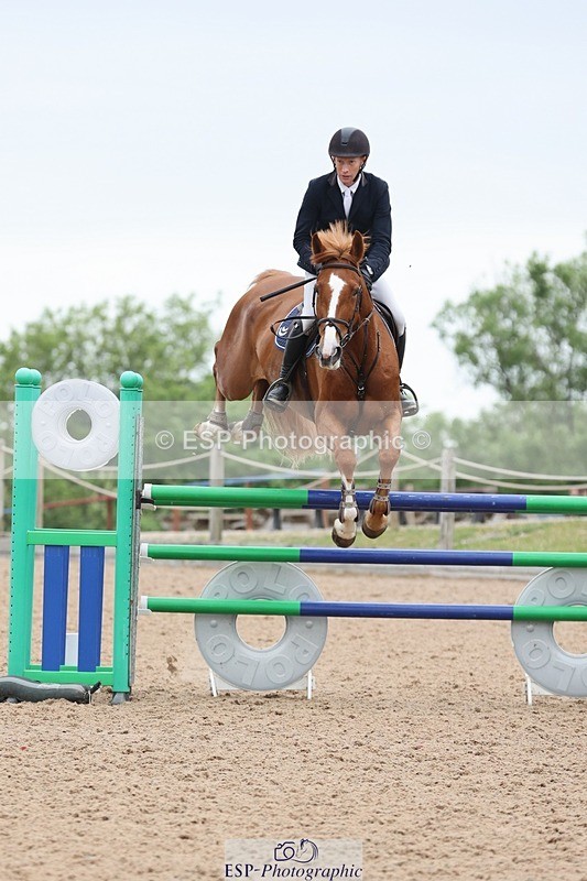 250524-130501-04905 - Cls 15 Snr Fox 1st Rnd