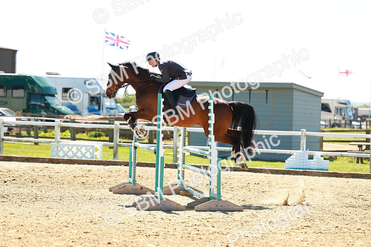 SBM_000830 - Class 3 - Senior Discovery - 1.00m