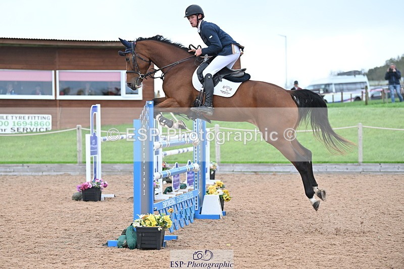 231013A-143148-02726 - Cls 9 Foxhunter & 1.20m Open