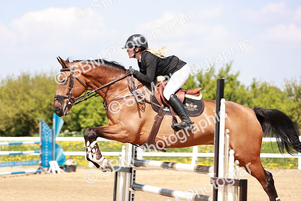  - Class 24 - Senior Newcomers - 1.10m