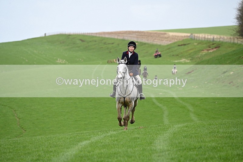 WJ6_9252 - Line Three