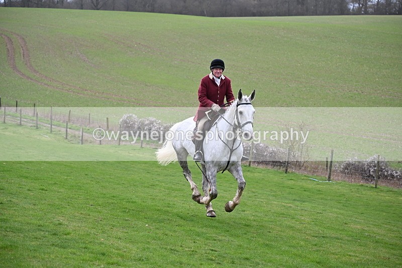 WJ6_9063 - Line Three