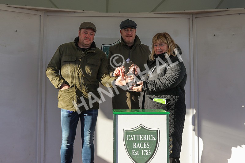 241123-Race 2-Latin Verse-0987 - Race 2