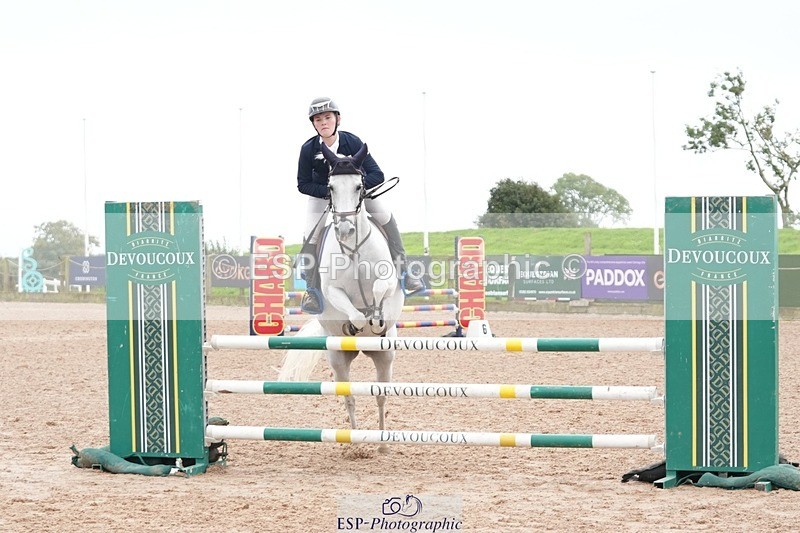 250920-162404-01611 - Cls 22 Pony Intro 90cm Derby