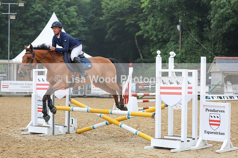 3E7A5154 - Class 3: Senior 80cm