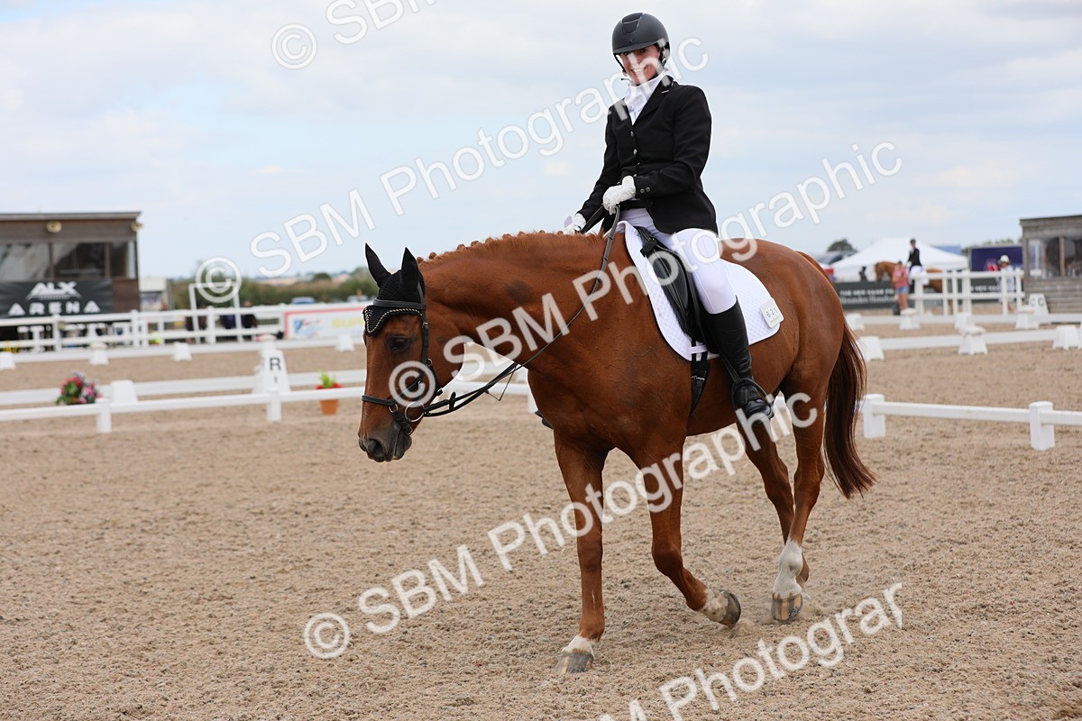 SBM_05730 - Class 32 Novice 1