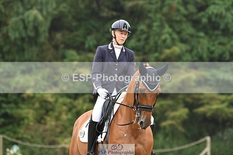 240811-114501-05593 - 253-Pauline.Jaggs-Emilio.Onneke