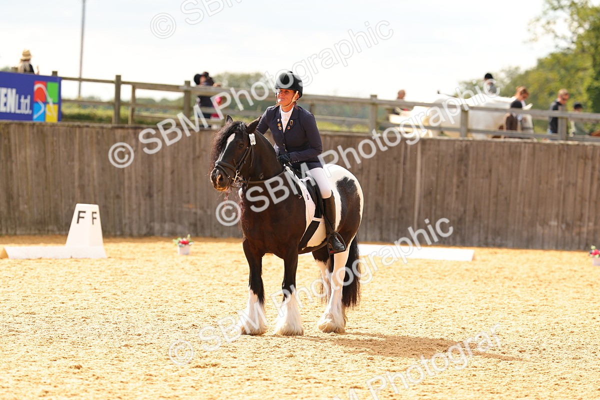 SBM_47428 - D6 - Small Tour Championship - Intro C