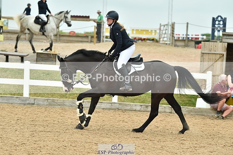 230611A-102902-04653 - Cls 32 85cm Amateur Qualifier