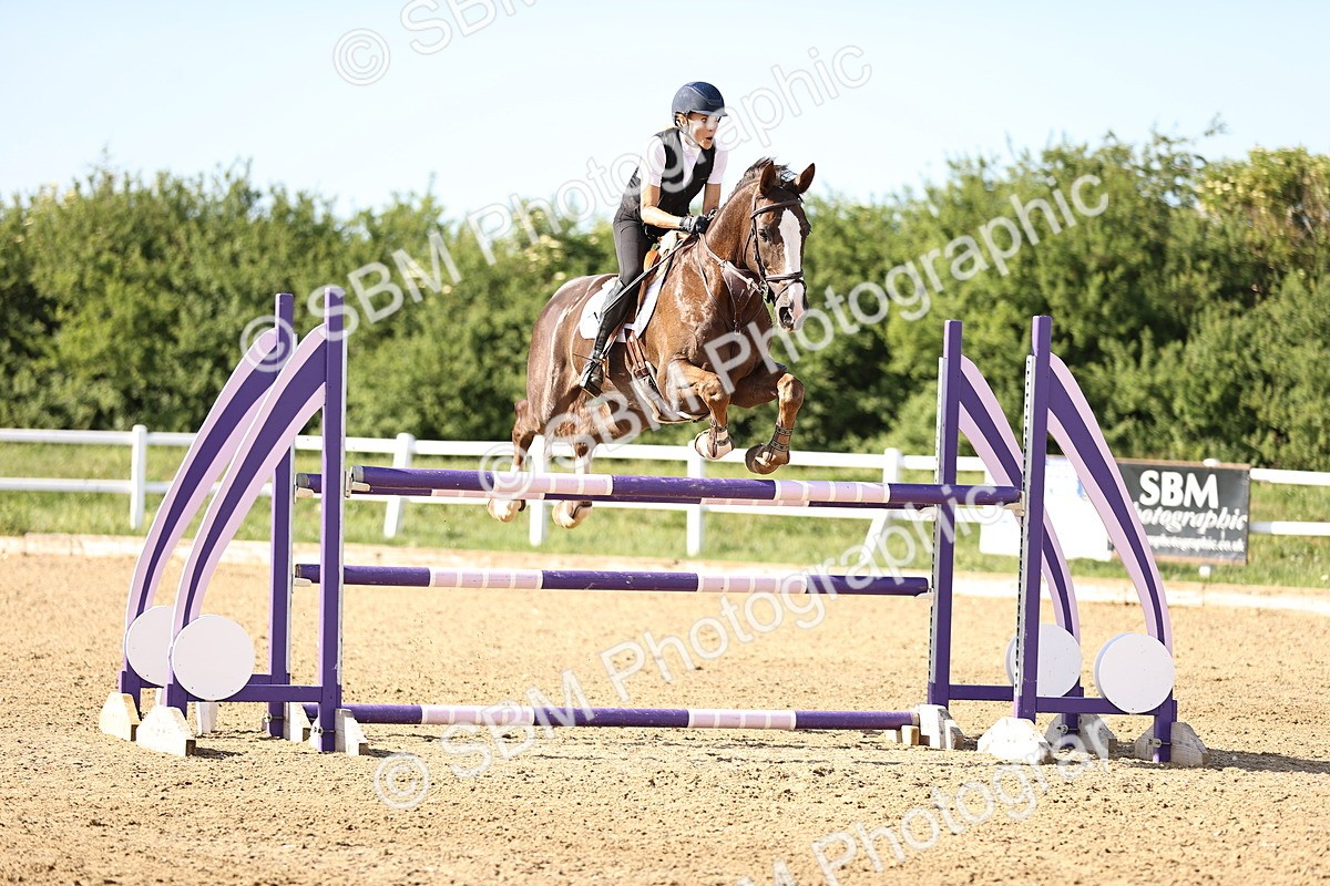 SBM_003111 - Class 5 - Senior Foxhunter - 1.20m