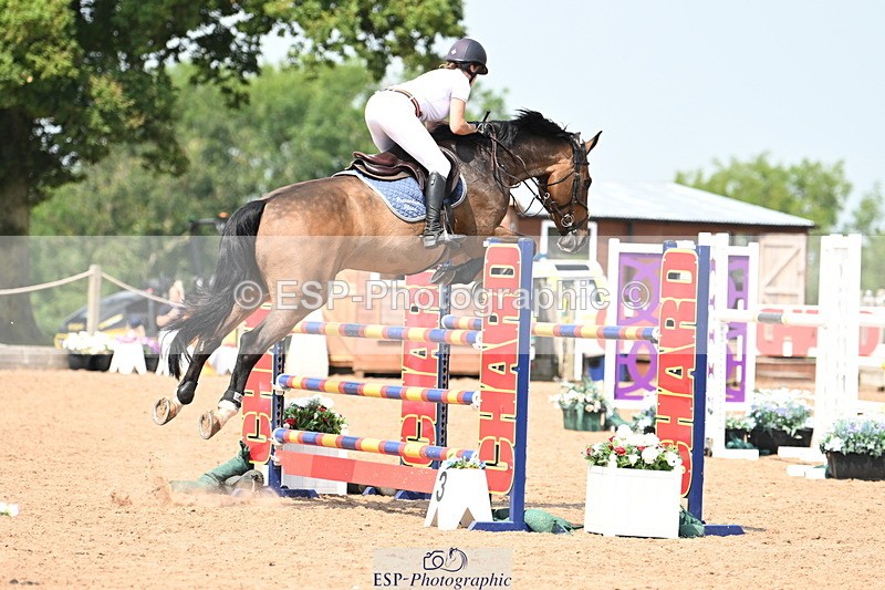 240801A-122503-01565 - Cls 3 Snr 1.20m Open