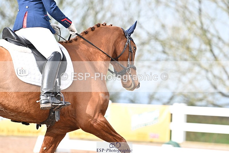 240218A-123627-07028 - 208-Charlotte.Dicker-Catherston.Zahara