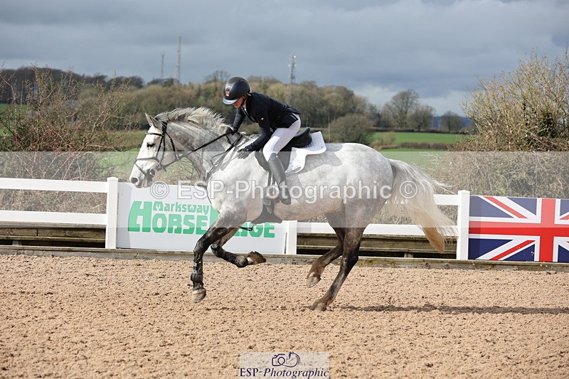 240223A-120619-01084 - Cls 4 Snr 1.05m Open