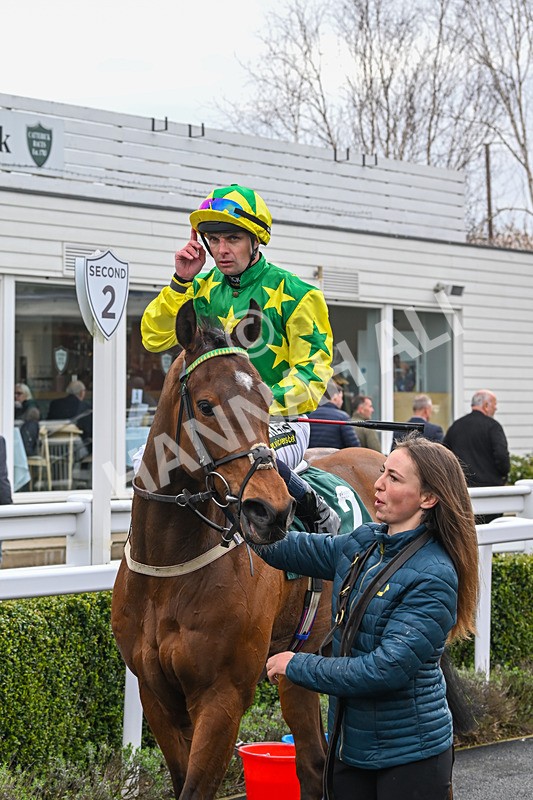 090425-Race 6-Green Pursuit-0258 - Race 6