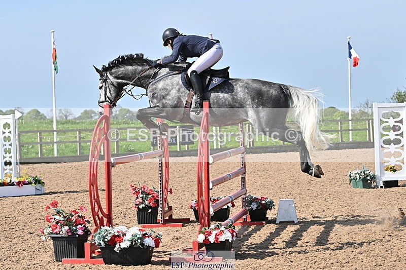 240509A-094334-00642 - Cls 8 Foxhunter