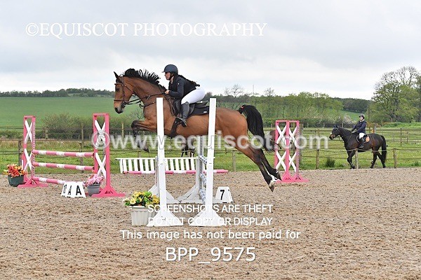 BPP_9575 - CLASS 33 MON Scottish Champions Tour Spring Final 85cm
