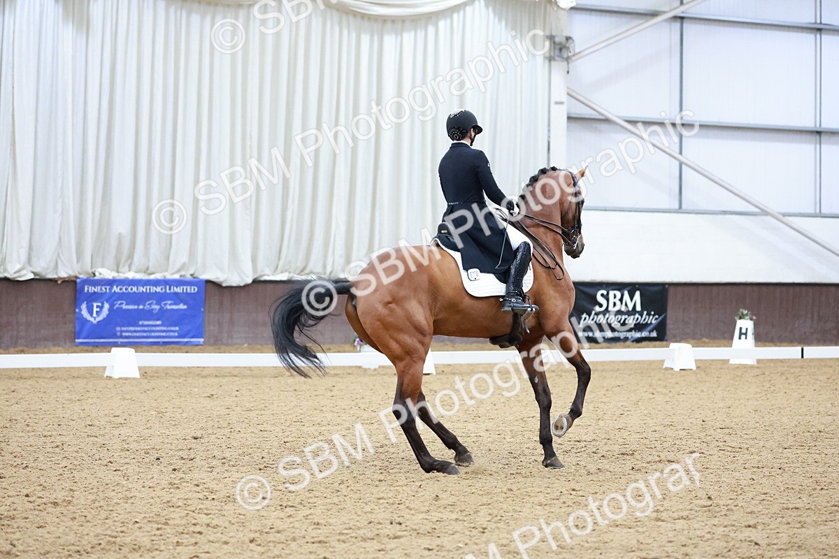 SBM_021061 - Class 13 - FEI INT I - 16.26-17.14