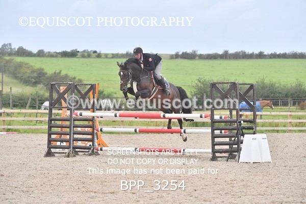 BPP_3254 - CLASS 5 Senior Newcomers/ 1.10m Open