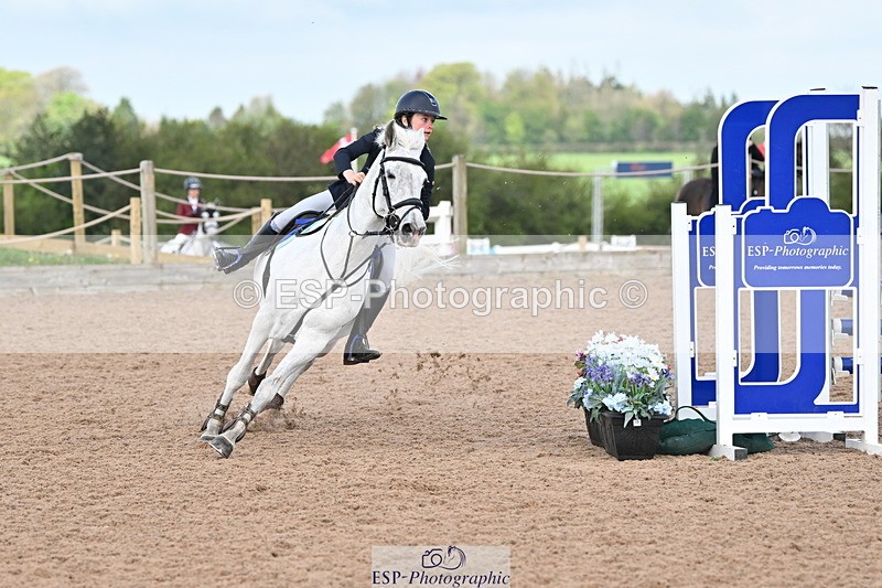 240506A-110853-08425 - Cls 3  Pony Discovery & 90cm Open