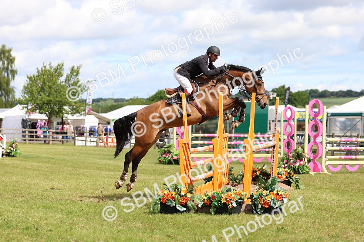 SBM_13625 - Class 206 - Senior Newcomers - 1.10m Open