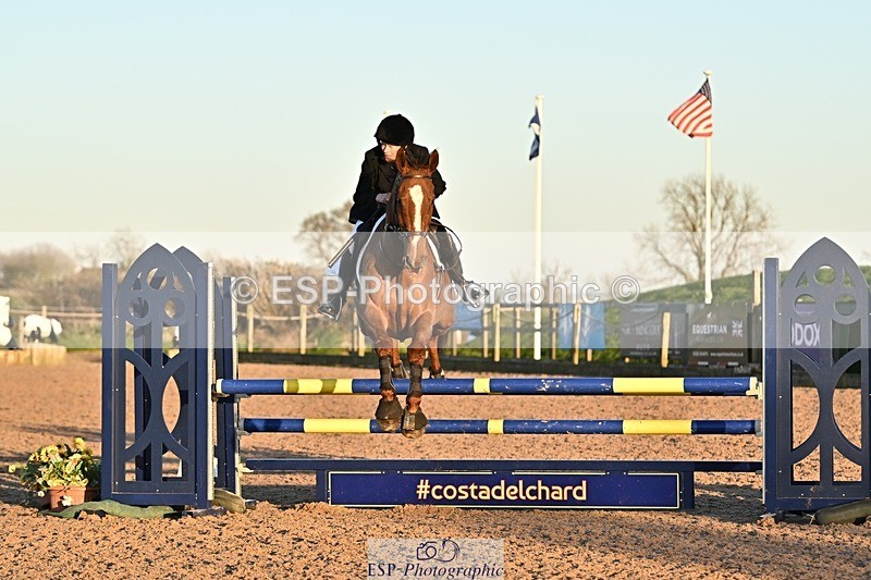 250401-190731-00892 - 90cm Classes