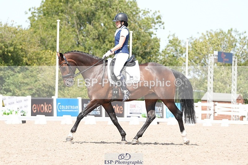 250817-125840-09520 - 052-Marcela.PomphreyLinkeltje.DE.J